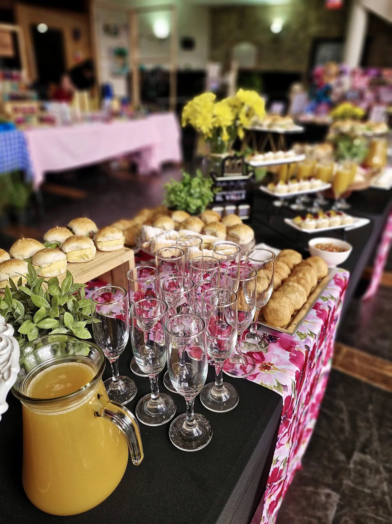 Bocados preparados para una coctelería de evento en Angol