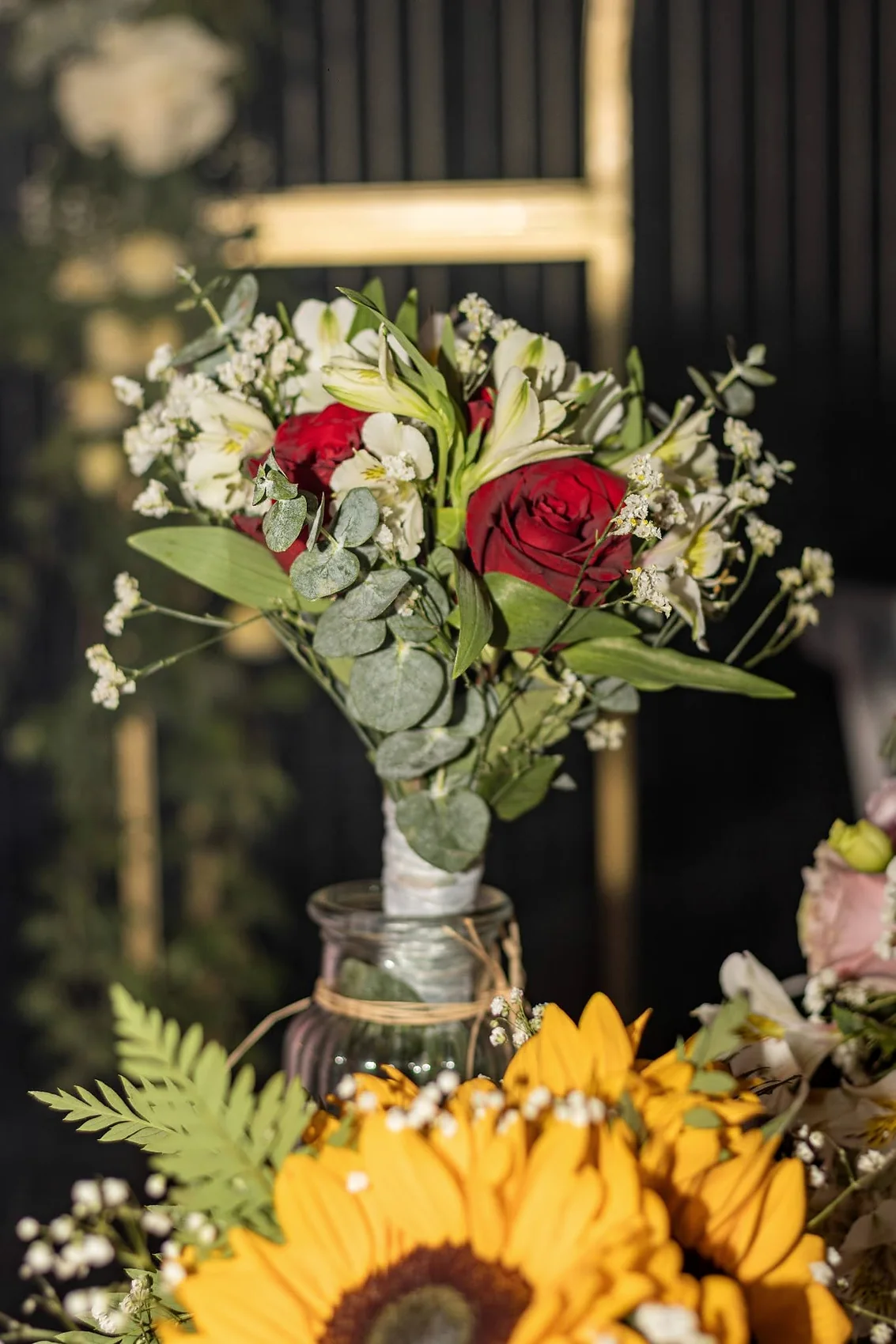 Detalle floral de una celebración